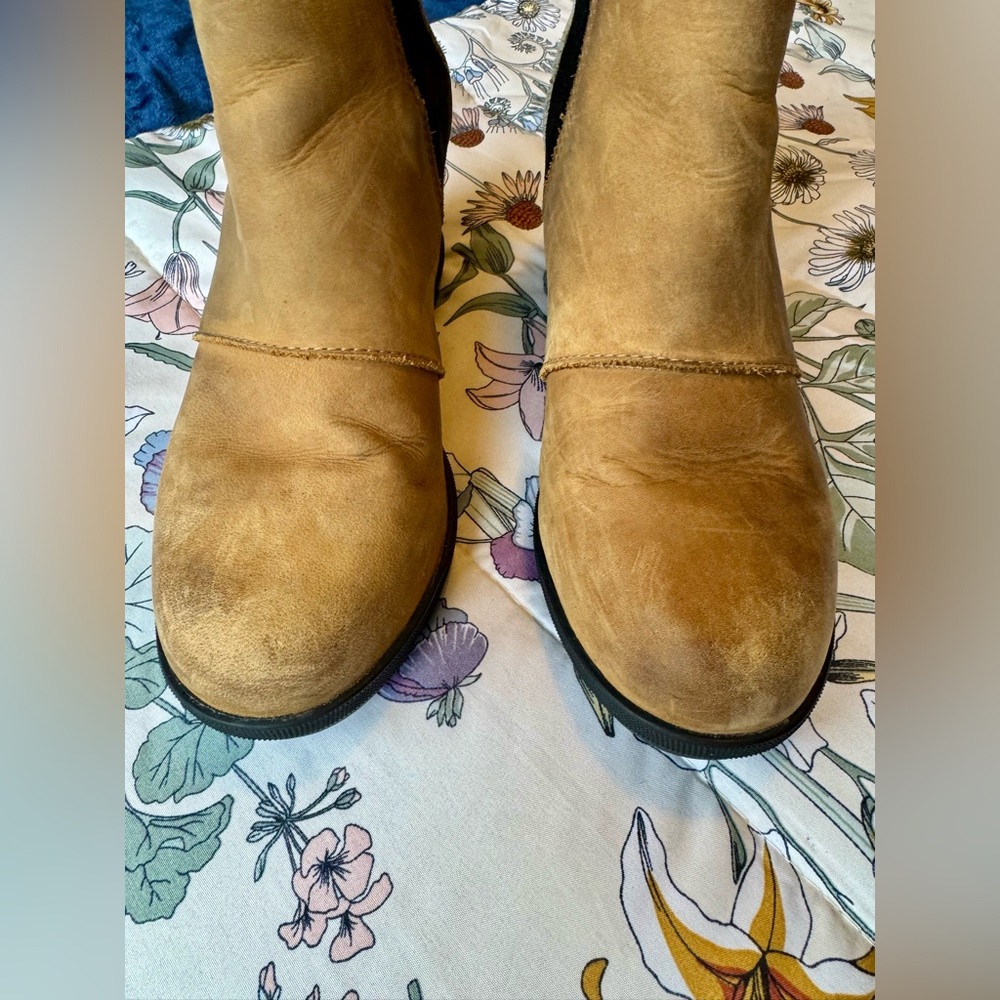 Sorel Joan of Arctic Chelsea Wedge II Camel Brown Size 8 Colorblock Boots - Picture 8 of 8